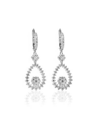 Pendientes largos, ideal para novias de oro blanco y diamantes