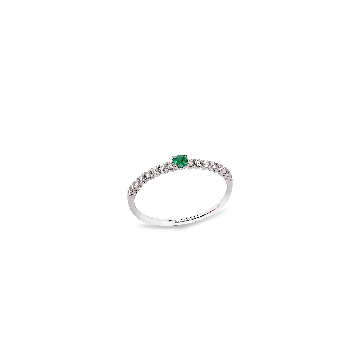 RING WITH EMERALD AND WHITE GOLD DIAMONDS
