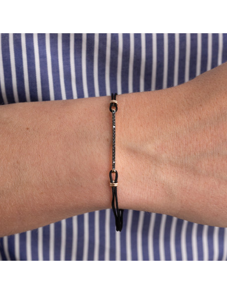 Pulsera de Hilo Macramé para Hombre - Elegancia Atemporal con Estilo