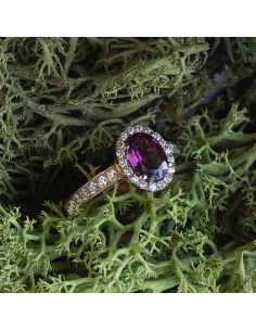 Anillo Compromiso Oro Rosa Rodolita Oval Diamantes | Joyería Única