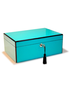 Luxury jewellery boxes | Lacquered turquoise jewellery box with key