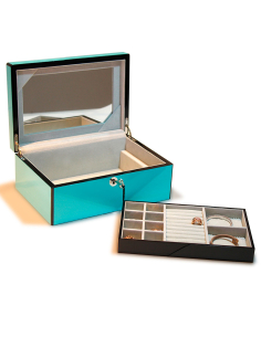 Luxury jewellery boxes | Lacquered turquoise jewellery box with key 2