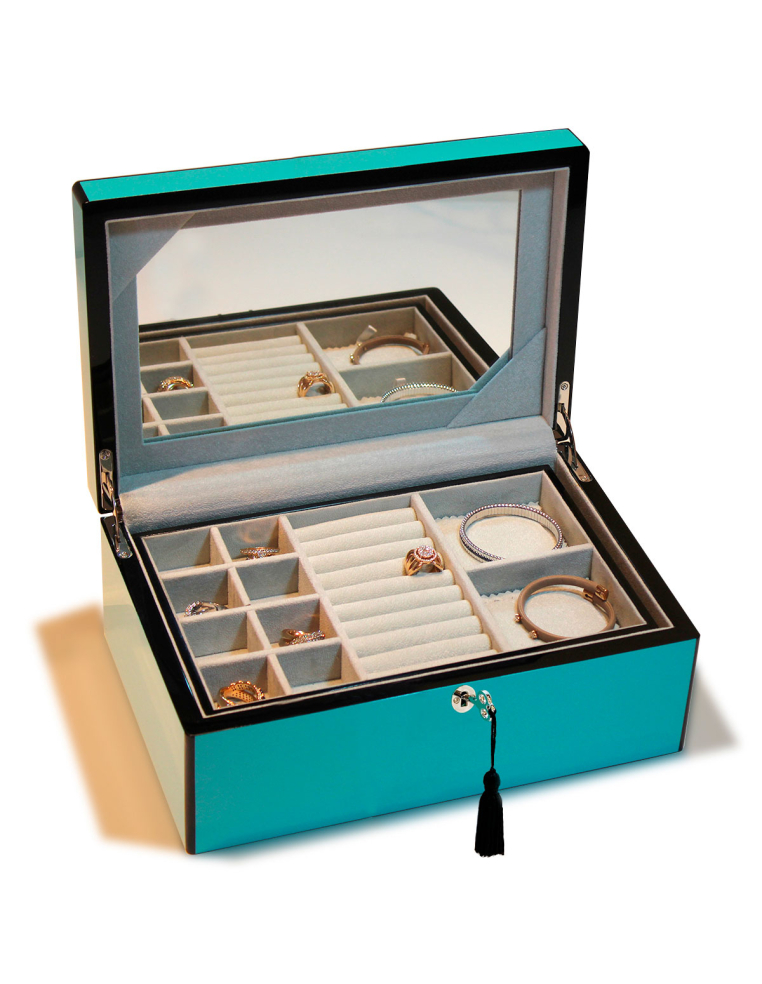 Luxury jewellery boxes | Lacquered turquoise jewellery box with key