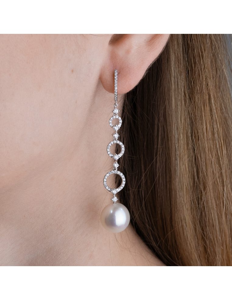 Pendientes Carla de Diamante y Perla: Elegancia y Sofisticación