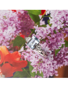 Emerald-Cut Aquamarine Diamond White Gold Ring | Timeless Elegance