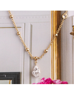 18Kt Rose Gold Necklace with Diamonds - Sophistication and Brillianc