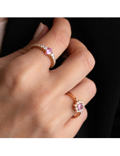 Rose gold ring with oval pink sapphire and brilliant diamonds 2