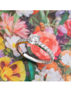 Anillo Compromiso Kyoko Oro Blanco 18Kt con Diamantes | PR Joyeros
