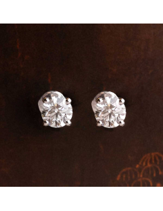 Pendientes de Diamantes Clásicos en Oro Blanco 18Kt AKIRA | PR Joyeros