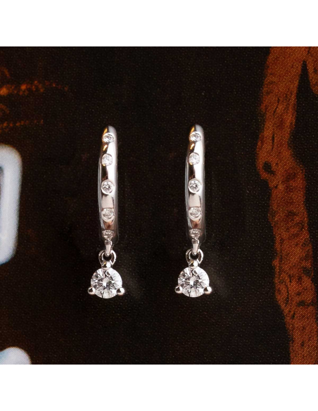 18K white gold earrings with diamonds | Elegant jewellery