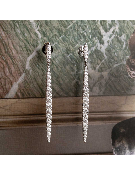 Pendientes largos oro blanco con diamantes Airi | PR Joyeros