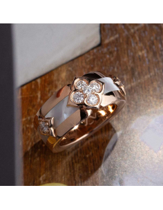 18kt rose gold ring with diamonds and elegant mother pearl
