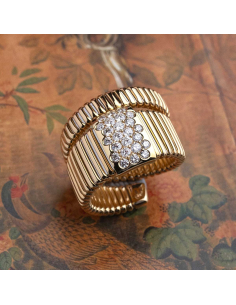 Tubogas ring in 18kt yellow gold with brilliant diamonds