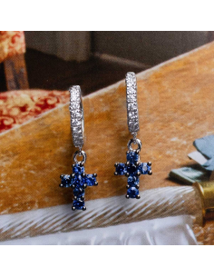 Pendientes de oro con zafiros y diamantes | Lujo y sofisticacion