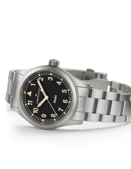 Hamilton Khaki Field Quartz: Robust Elegance for Adventure