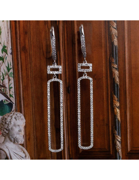 Pendientes de Oro Blanco 18Kt con Diamantes – Elegancia Moderna