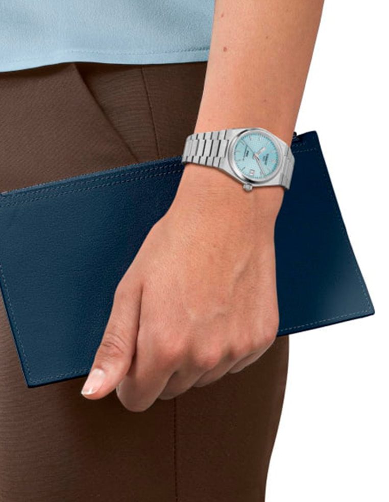 Tissot PRX 35mm: Timeless elegance meets modern technology.