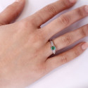 RING IN WHITE GOLD WITH DIAMONDS AND EMERALD