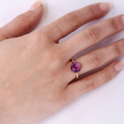 RING WITH DIAMONDS AND AMETHYST