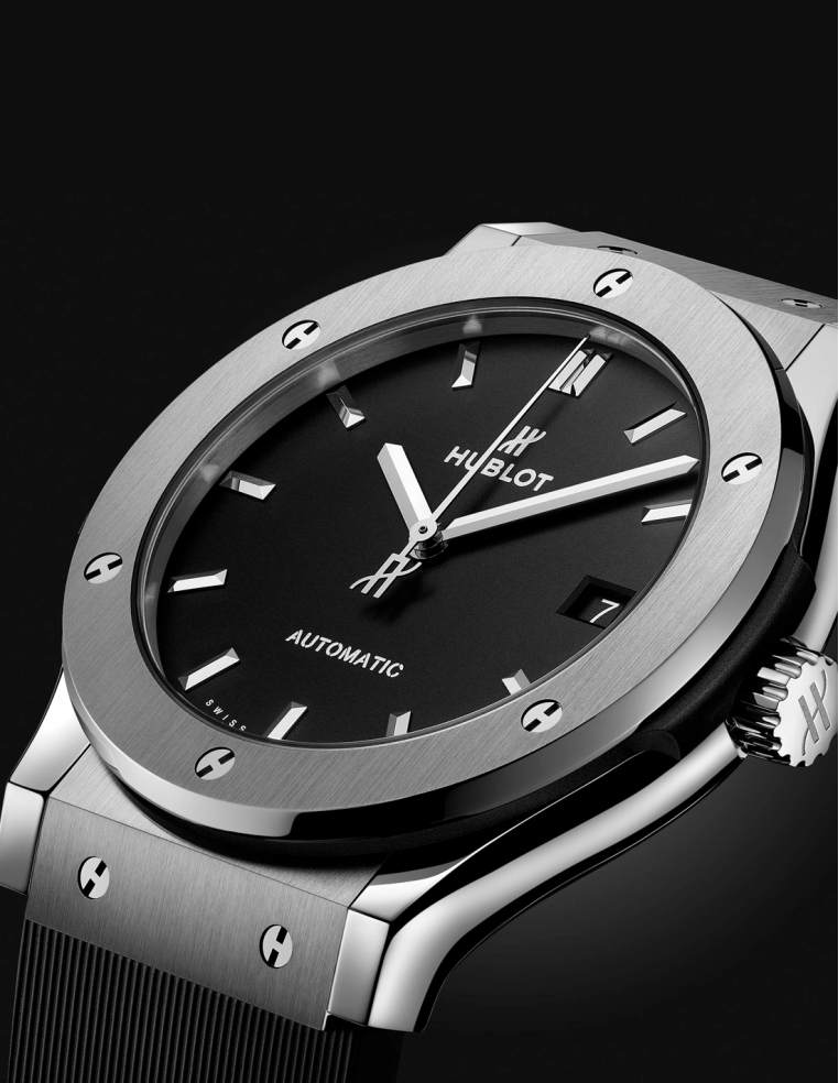 Hublot Classic Fusion Titanium | Elegance & Precision