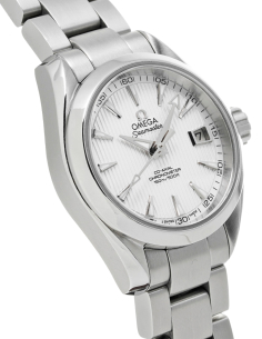 Omega Seamaster Aqua Terra Watch: a symphony of timeless elegance 2