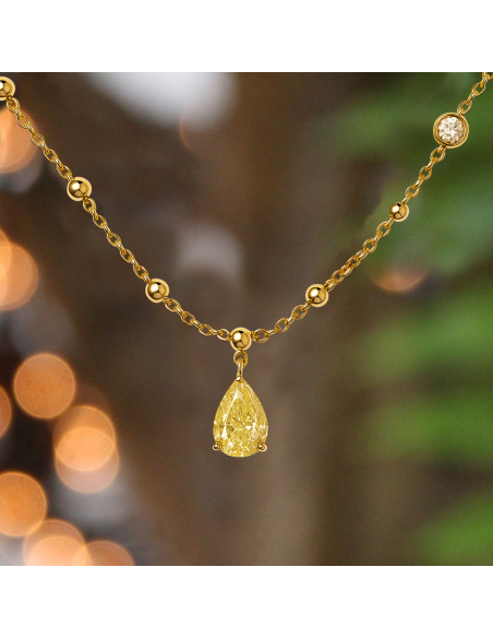 Collar de Oro Amarillo de 18Kt con Diamantes
