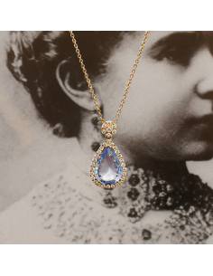 Collar de Oro Rosa y Zafiro Pera con Diamantes – PR Joyeros