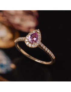 Ring in 18K Rose Gold with Pear-Shaped Pink Sapphire and Diamonds