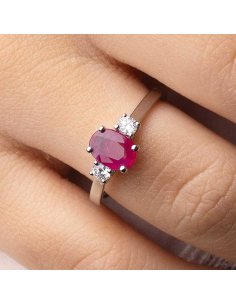 White Gold 18K Ring with Ruby and Diamonds | PR Jewellers 2