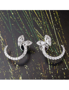Exclusive 18K white gold earrings with diamonds | PR Jewellers.