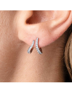 Pendientes trepadores oro amarillo 18 Kt con diamantes brillantes 2