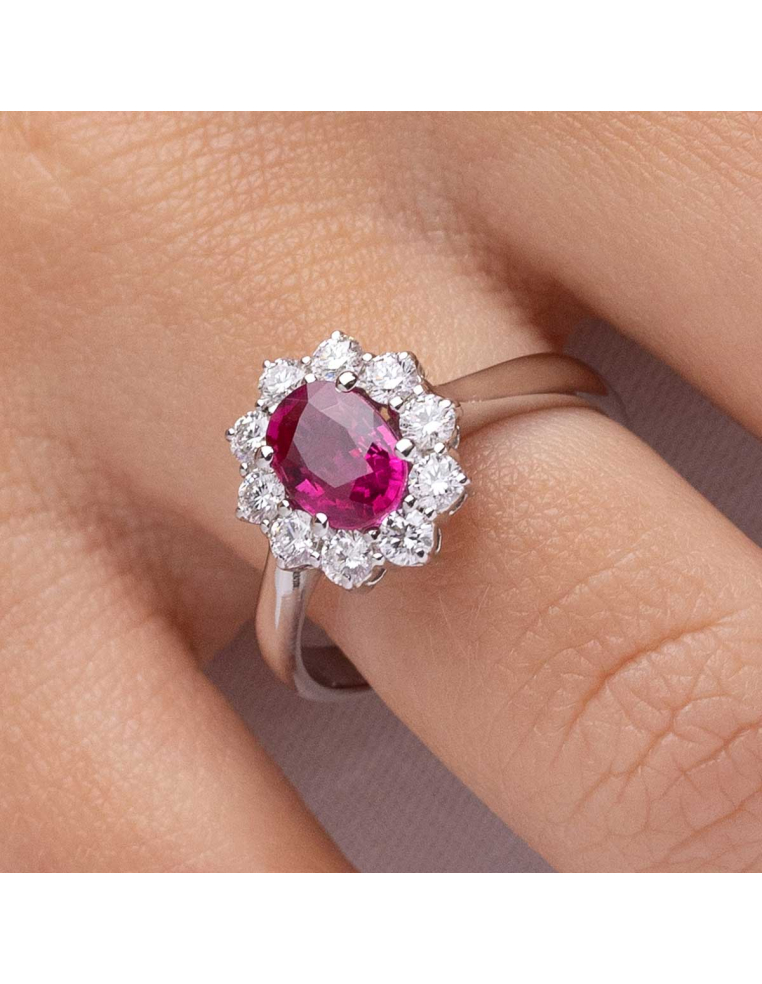Anillo de compromiso oro blanco rubí y diamantes – PR Joyeros