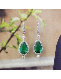 Pendientes Largos Oro Blanco 18 kt con Esmeraldas y Diamantes | PR
