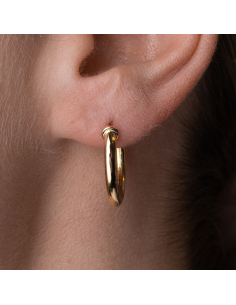 18K yellow gold hoop earrings, 20 mm · Chic elegance | PR Jewellers 2